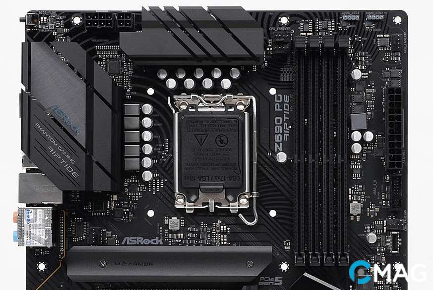 danh-gia-asrock-z690-pg-riptide-4 Mạch VRM được trang bị các heatsink nhôm với nhiều khía đón gió nhằm giải nhiệt tốt nhất