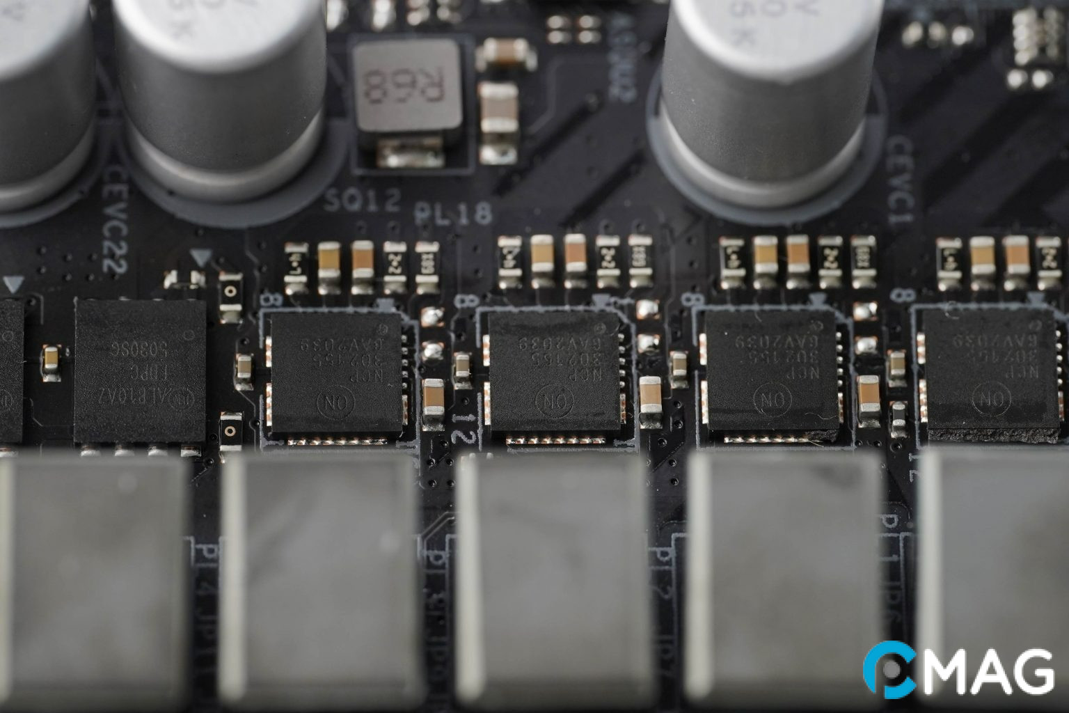 danh-gia-asrock-z690-pg-riptide-6 PowerStages sử dụng ON Semiconductor NCP302155 55A